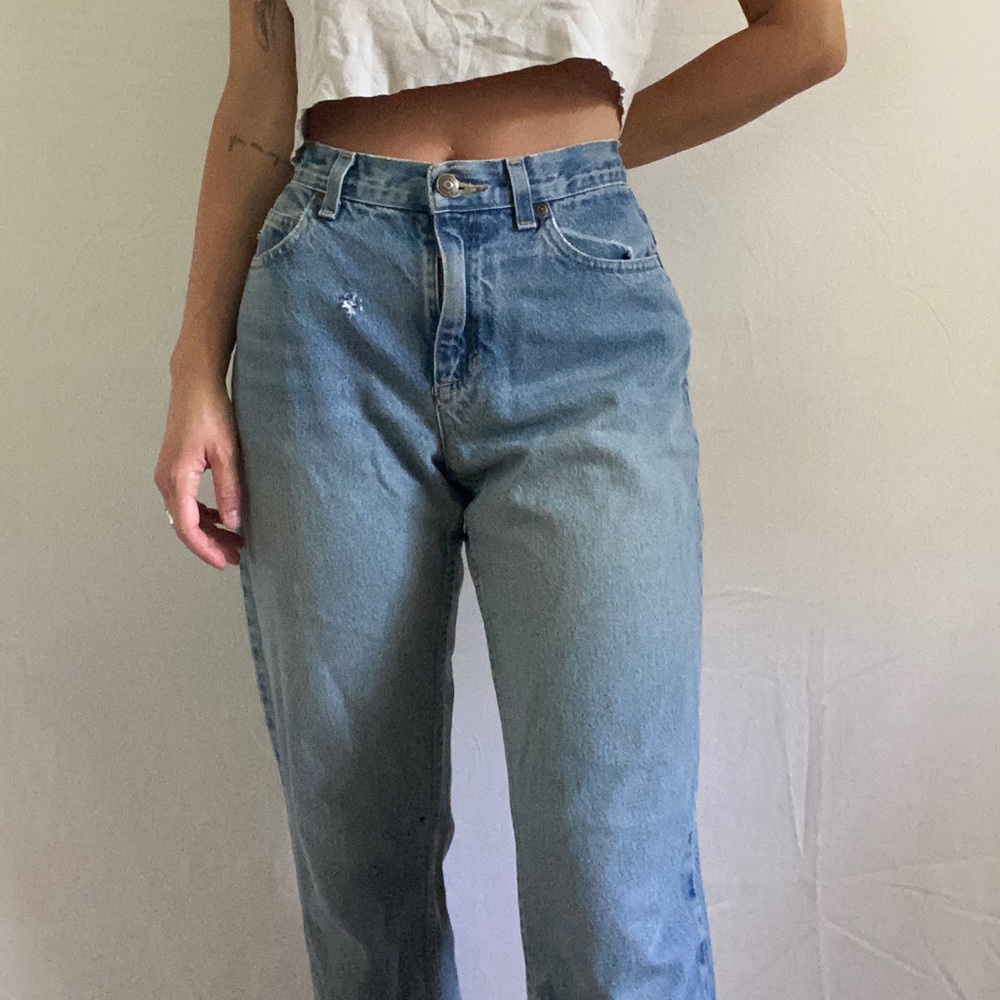 Liz Claiborne Size 8 medium wash mom jeans